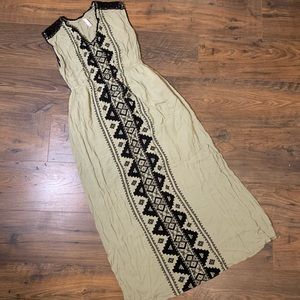 Green maxi with calf slits